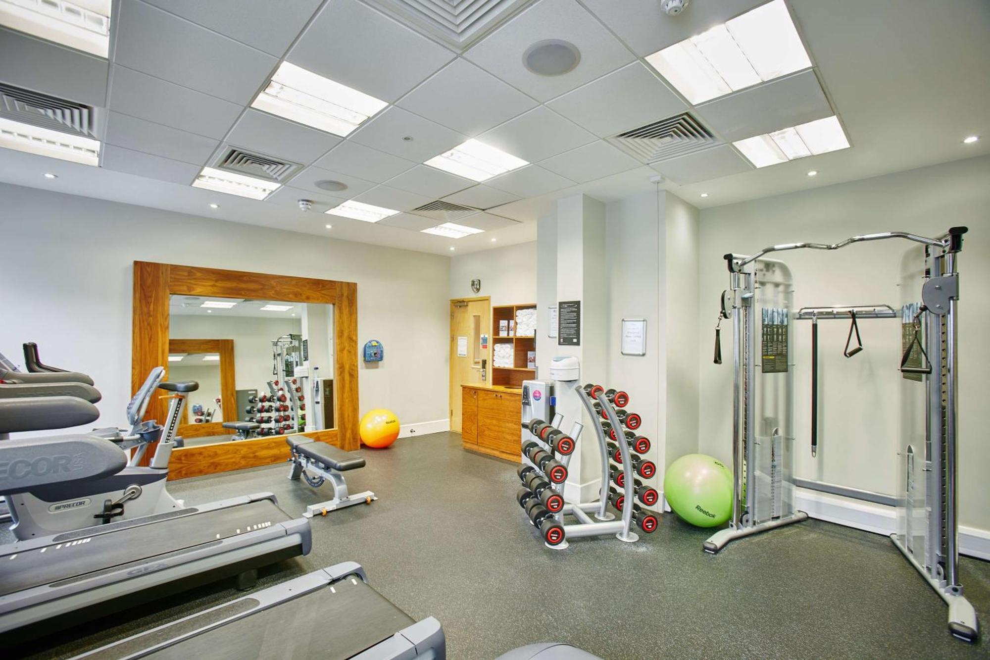 Hilton Garden Inn Bristol City Centre מראה חיצוני תמונה