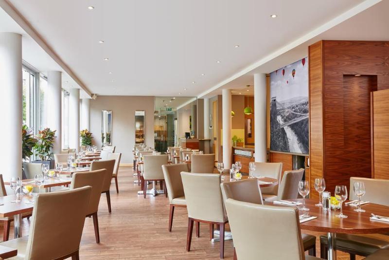 Hilton Garden Inn Bristol City Centre מראה חיצוני תמונה