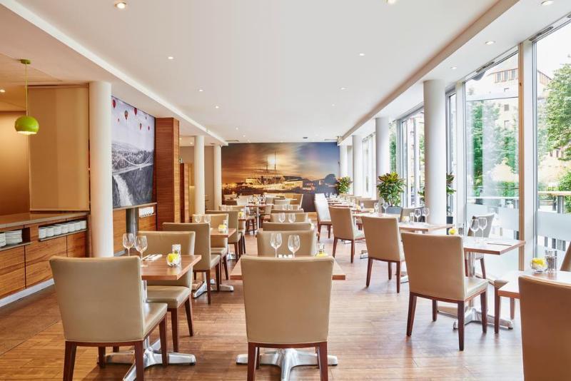 Hilton Garden Inn Bristol City Centre מראה חיצוני תמונה