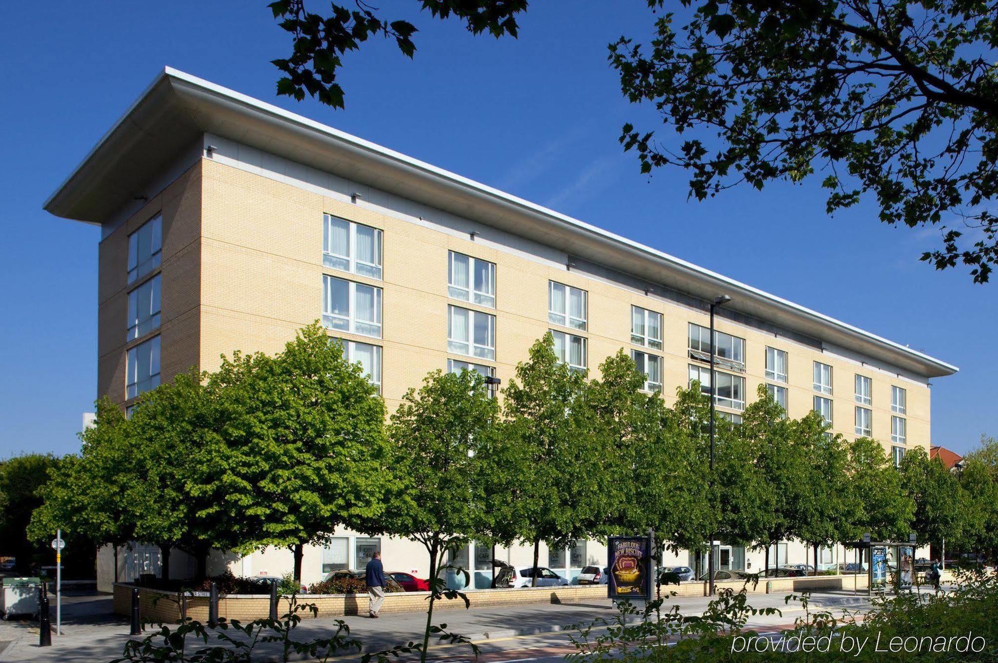 Hilton Garden Inn Bristol City Centre מראה חיצוני תמונה