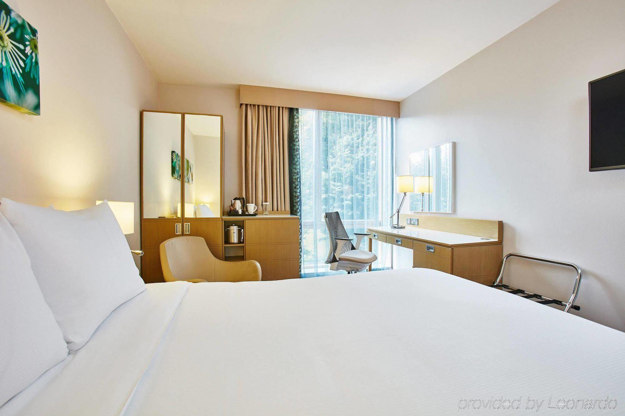 Hilton Garden Inn Bristol City Centre מראה חיצוני תמונה